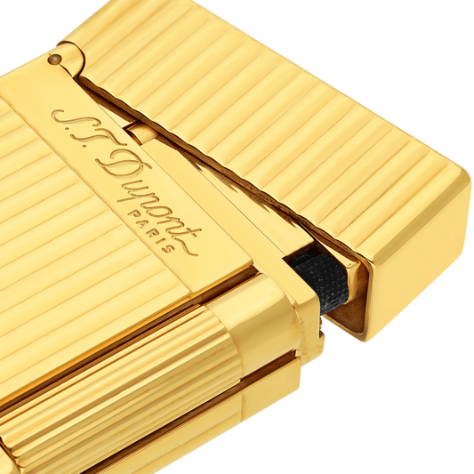 Fully Refurbished Guilloche Lighter golden REF: 016827